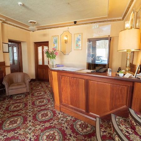 Littlebury Hotel Бицестер Екстериор снимка