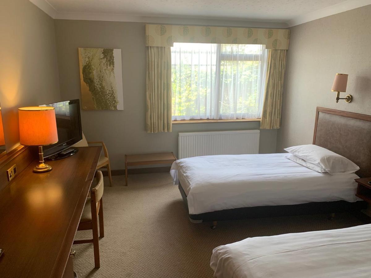 Littlebury Hotel Бицестер Екстериор снимка