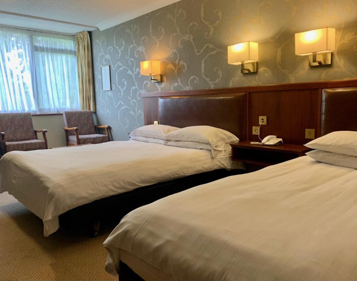 Littlebury Hotel Бицестер Екстериор снимка