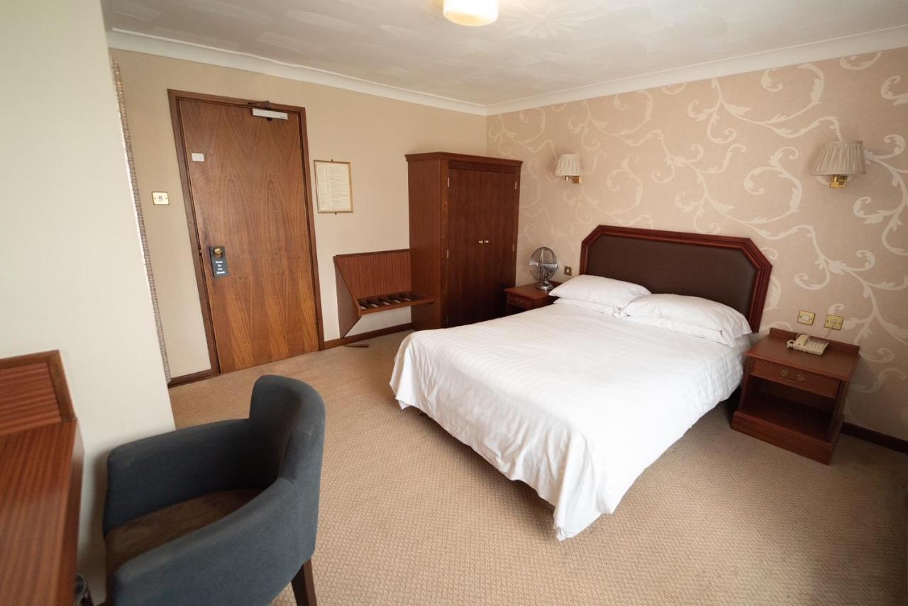 Littlebury Hotel Бицестер Екстериор снимка