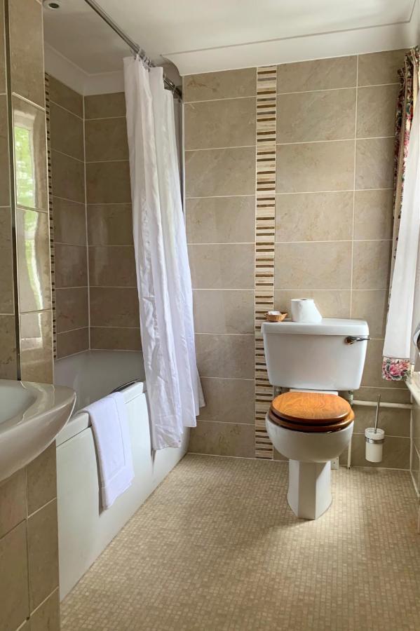 Littlebury Hotel Бицестер Екстериор снимка